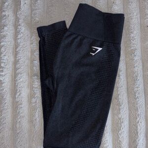 Gymshark Black Seamless High-Waist Workout Leggings with Logo Size M